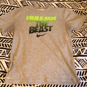Gray Nike tee